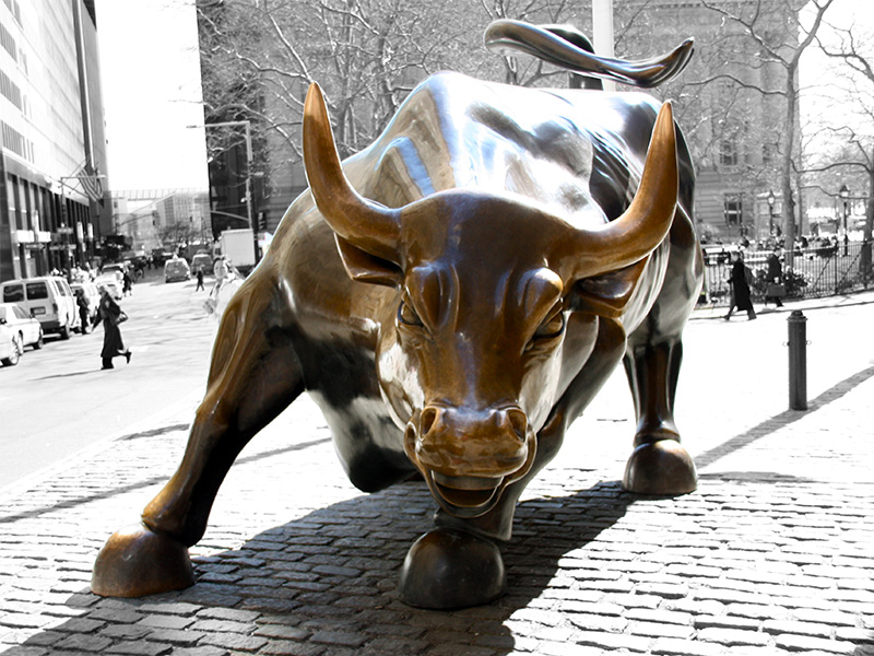 Wall Street bull statue